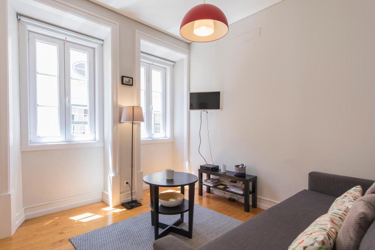 Apartamento Cozy Flat In The Heart Of Alfama Lisboa Exterior foto